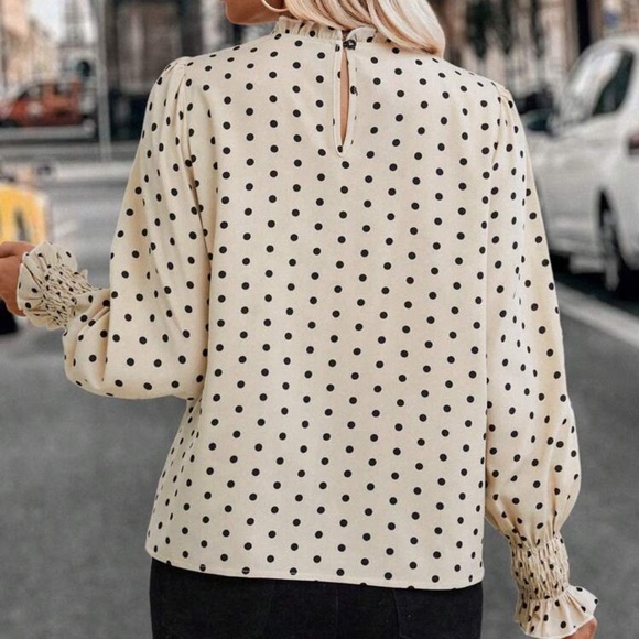 New polkadot print blouse - Picture 6 of 6